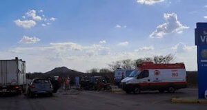 Idoso morre e outras 4 pessoas ficam feridas durante colisão frontal entre dois carros, na região de Sousa